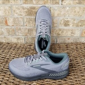 Brooks BEAST 24 GRAY Running Sneakers (M12 EE)(1104252E069) XWide walk Shoes